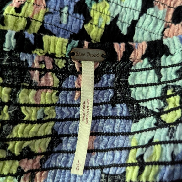 Free People Women's Large Ariana Printed Crop Top Bright Floral Peasant Smocked - Picture 6 of 10